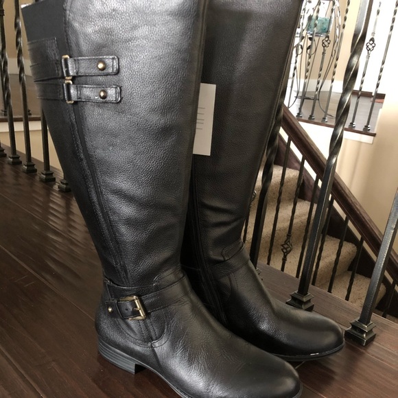 wide calf boots size 8.5